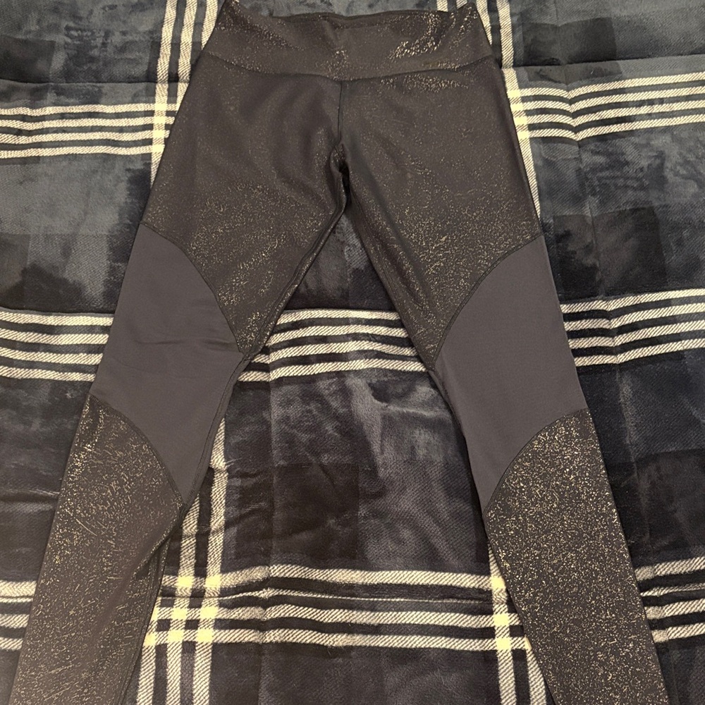 Nike Navy Blue and Gold Patterned Leggings